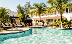 Tradewinds Apartment Hotel Miami